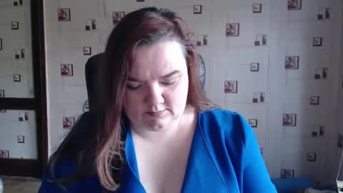 renataoia online show from October 26, 11:33 am