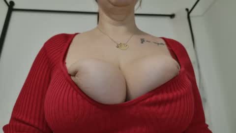 Renatta online show from February 24, 4:27 am