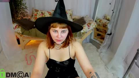 rene_shine online show from October 26, 11:11 am