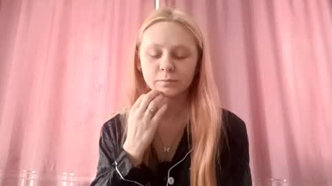 Lana online show from March 10, 7:02 am