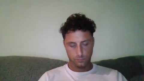 Snapshot of renud chatting on September 29, 5:39 am renud online show from September 29, 5:39 am