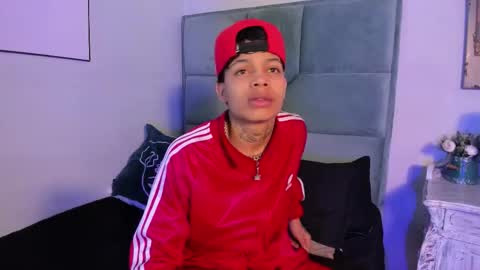 Ren online show from December 18, 11:38 am