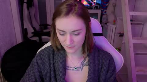 Rie online show from February 7, 5:05 pm