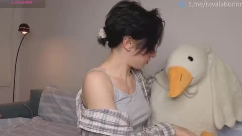 Ewiwi online show from February 26, 4:43 pm