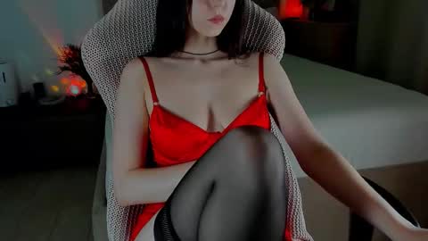 revealyourdarkdesires online show from December 3, 11:38 pm