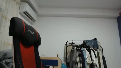 Chris online show from December 24, 10:06 pm