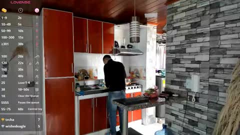 Snapshot of rey_masterhot chatting on October 14, 6:44 pm reymasterhot online show from October 14, 6:44 pm
