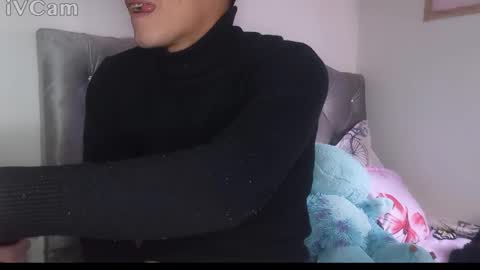 Snapshot of rey_masterhot chatting on September 18, 5:39 pm reymasterhot online show from September 18, 5:39 pm
