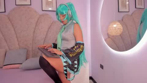 Reze  online show from April 24, 6:43 pm