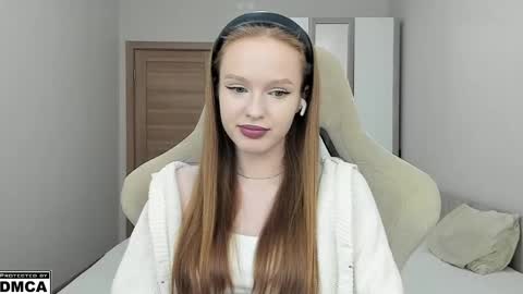 nice to meet you  3  I am Milena online show from April 24, 6:54 pm