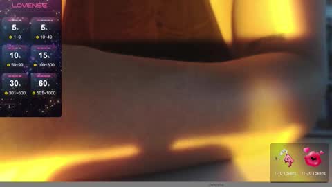 Snapshot of rhaenyra_ chatting on September 21, 10:03 pm Rhaenyra online show from September 21, 10:03 pm