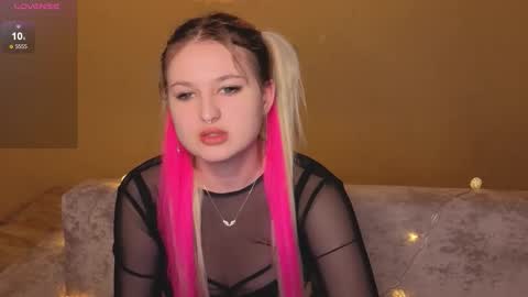 Grace online show from March 19, 9:15 am