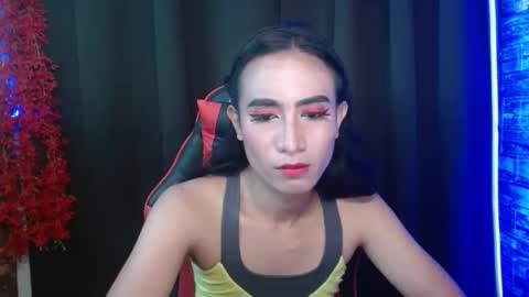 rhianesassy online show from January 5, 2:17 am