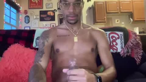 Snapshot of richchris66 chatting on December 8, 11:08 pm richchris66 online show from December 8, 11:08 pm