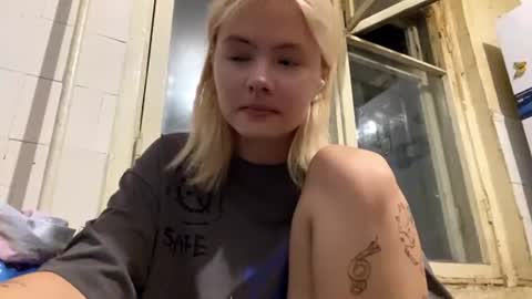 jenny online show from July 21, 8:00 pm
