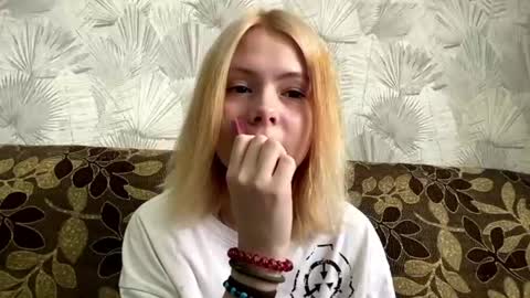 jenny online show from June 25, 2:11 pm