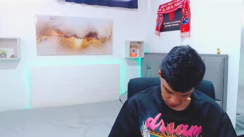 Ricki online show from April 22, 4:47 pm