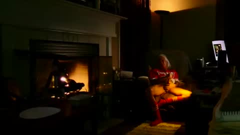 PINK HOLE TWINK online show from January 16, 6:55 am