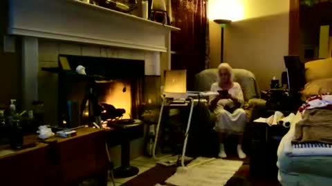 PINK HOLE TWINK online show from April 20, 3:20 am