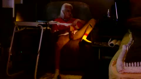 PINK HOLE TWINK online show from April 23, 3:14 am