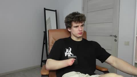 RICKY BECKO online show from October 8, 2:34 pm