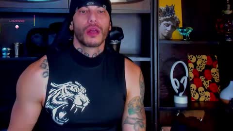 ricky_santos_ online show from September 16, 6:44 pm