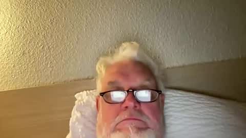 rico76001 online show from April 12, 5:22 am