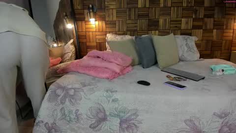 Sara online show from September 14, 11:22 am