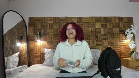 Sara online show from September 18, 10:08 am