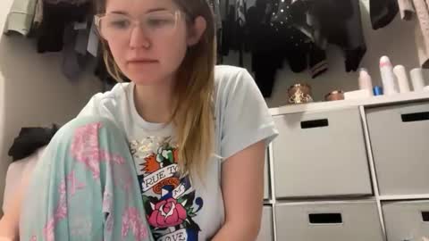 riley_ray69 online show from February 23, 1:35 pm