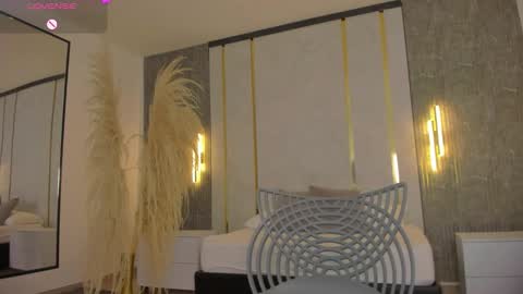 Riley Sierra online show from November 6, 1:14 pm