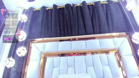 Riley online show from April 22, 11:50 am