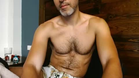 Snapshot of riomorado chatting on January 19, 10:17 pm Rio Morado online show from January 19, 10:17 pm