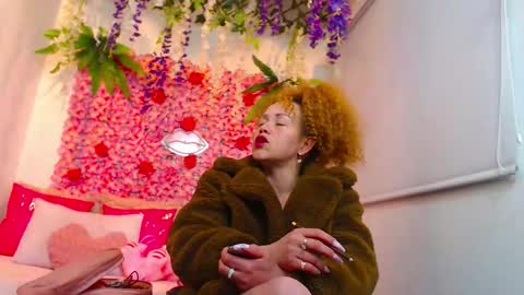 Risitos De Oro online show from October 17, 3:10 am