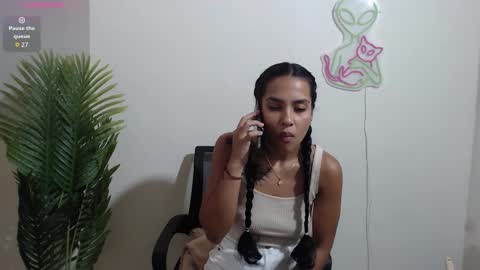 Snapshot of rita4040 chatting on October 26, 9:25 pm Rita online show from October 26, 9:25 pm