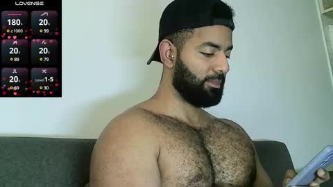 SebasRoa online show from January 15, 7:01 pm