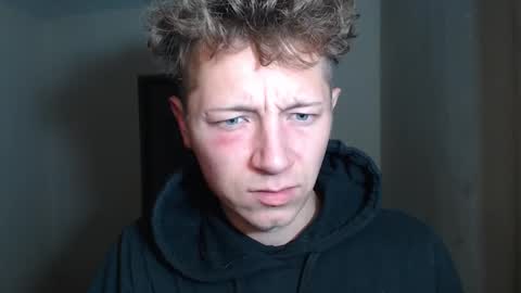 RoastingCorn online show from January 18, 7:06 am