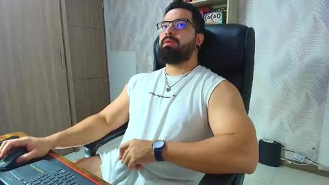 Robby online show from November 26, 12:19 am