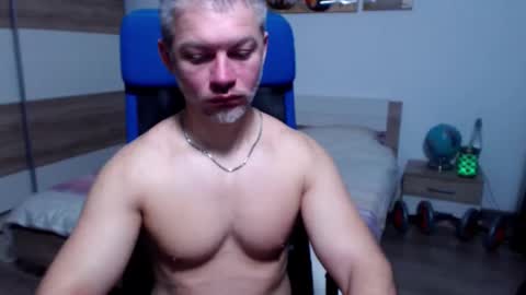 robbyshawz online show from December 19, 6:53 am