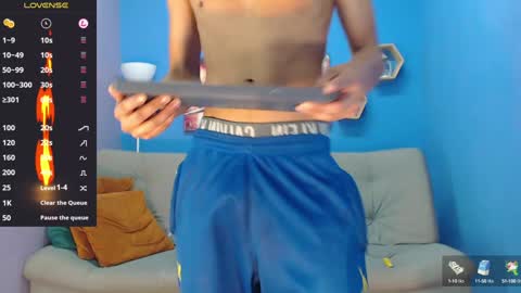 robert_kingg online show from January 28, 5:22 am