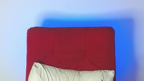 Stiven - online show from April 2, 9:11 pm