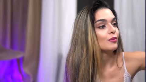 Roberta online show from December 3, 8:26 am