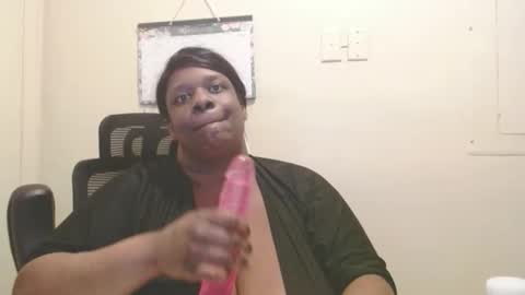 robertswhitney52 online show from March 13, 9:23 am