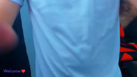 Robin online show from December 2, 3:42 pm