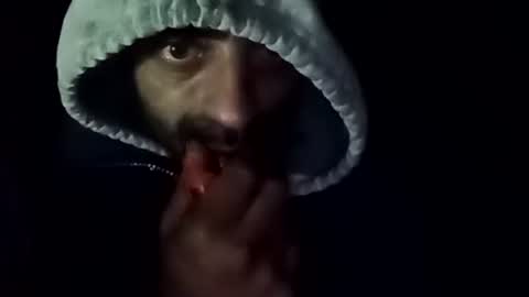 R online show from November 15, 11:56 am