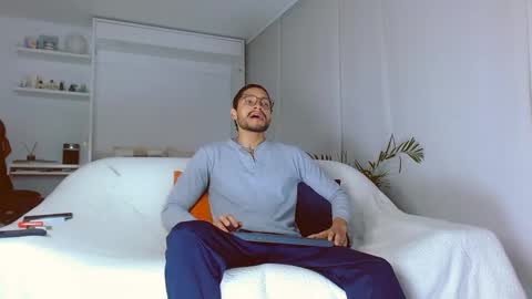 roby_millerr online show from March 3, 6:24 pm