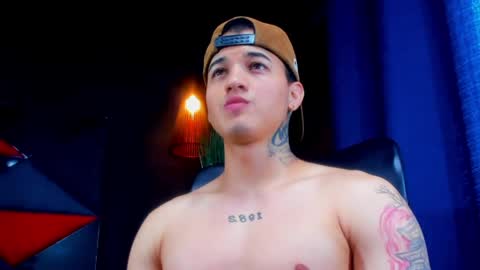 rocco_santos online show from April 22, 6:48 pm