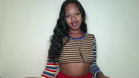 rochellinah online show from May 20, 11:38 am