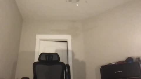 rockboy3000 online show from February 2, 3:32 am