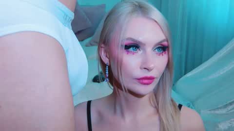 Lina and Den online show from March 29, 11:23 am